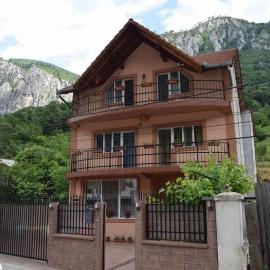 Casa Visescu, хотел в Байле Херкулане