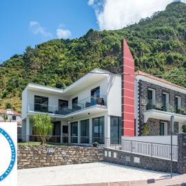 Enxurros House