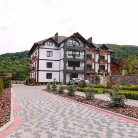 HOTEL Баймонт, khách sạn ở Sinyak