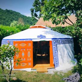 Eco Yourte Lac du Bourget, hotel em Conjux