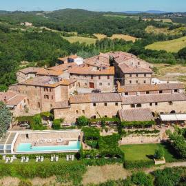 Bosco Della Spina, hotel Murlóban