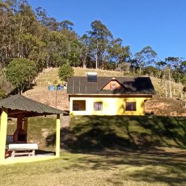 Chalé em Delfim Moreira-MG, hotel in Delfim Moreira