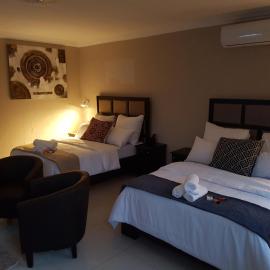 The Royal Prime Guest Lodge, hotel a Centurion
