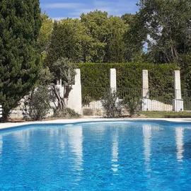 Saint-Rémy-de-Provence में, होटल Hôtel Villa Glanum et Spa
