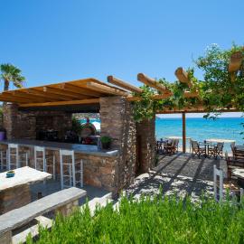 Almyra Seaside Suites، فندق في بلاتيس ييالوس سيفنوس