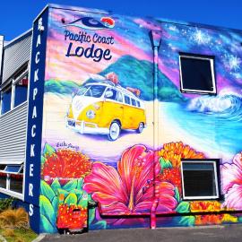 Pacific Coast Lodge and Backpackers, hotel a Mount Maunganui