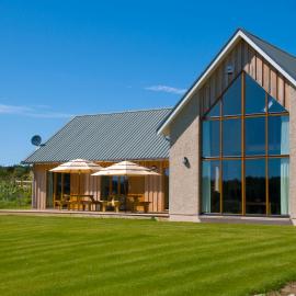 Clovenstone Lodges, Hotel in Inverurie