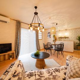 Casa Viaggio, hotel sa Uruma