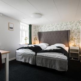 Diagonalkroen – hotel w mieście Give