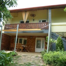 Szabadidő Vendégház, Hotel in Révfülöp