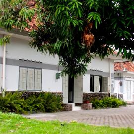 Ndalem Mantrigawen，日惹的飯店