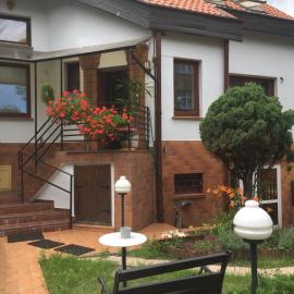 A-Piramida, hotel in Wrocław