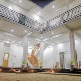 Araliya Lagoon Park Resort, hotel v Negombu