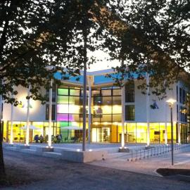 Jugendherberge Duisburg Sportpark, khách sạn ở Duisburg