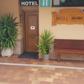Hotel Alina, hotell i Cangas del Narcea