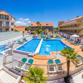Apartamentos Turísticos Playa Mar I, hotel in Montalvo