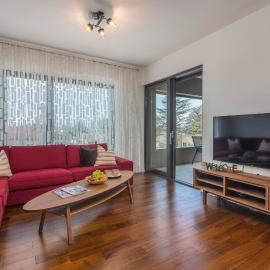 SPADA Apartment 3 bedrooms near the beach!: Poreč şehrinde bir otel