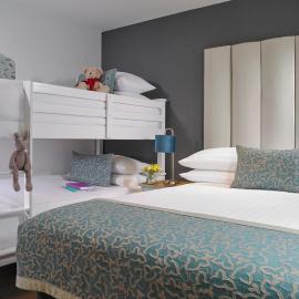 Asgard Apartments, hotel din Westport