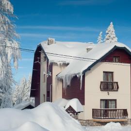 Apartments and Rooms Planinska Idila