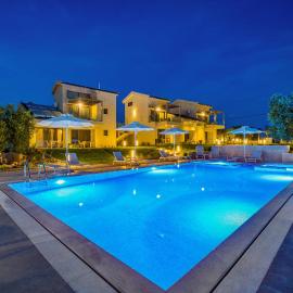 Miroes Suites, hotel en Nikiti