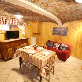 L'ermellino Bilocale in Centro - Affitti Brevi Italia, hotel Brussonban