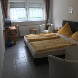 Hotel Kaufmann, hotel di Rommerskirchen