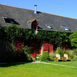 La Maison Jaune à la Janaie, hotel em Parigné