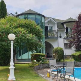 Veliki Raj Plus, hotel v destinaci Stenjevac
