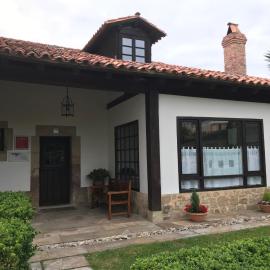 Casa Taté en Comillas – hotel w mieście Comillas