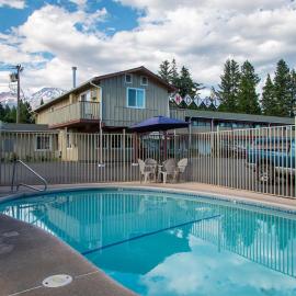 Swiss Holiday Lodge, hotell Mount Shastas