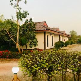 สวนไผ่รีสอร์ท, viešbutis mieste Ban Na