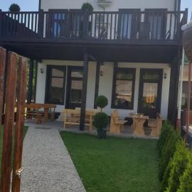 БЯЛАТА КЪЩА, hotel a Chakalarovo