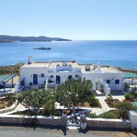 Sea View Studios, hotel i Foinikas