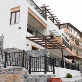 Dictamus Homes, Hotel in Magoulás