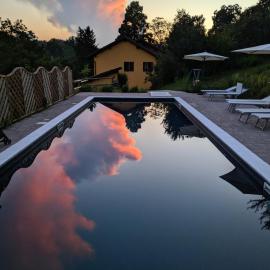 Cascina Ghitin Relais, hotel en Asti