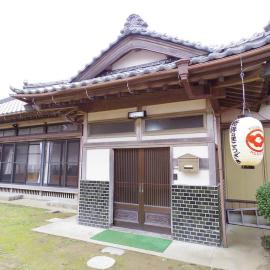 Tsubaki House, hotel din Nishiwada