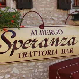 Albergo Speranza Spiazzi di Monte Baldo, hotel v mestu Spiazzi Di Caprino