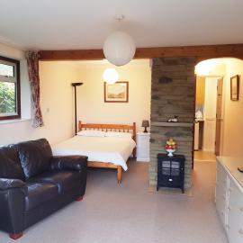 Studio Garden Flat، فندق في Warlingham
