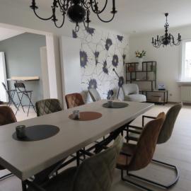 Kitrino, hotell i Geel