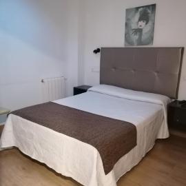 Viesnīca Hostal Adelia pilsētā Akoruņa