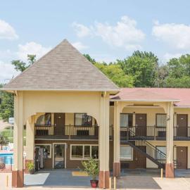 Super 8 by Wyndham Shreveport, hotel v destinácii Shreveport