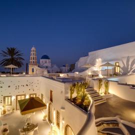 Radiant Santorini, hotel a Mesariá