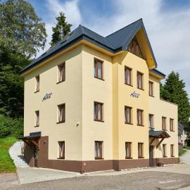 Pension Adrie, hotel in Janske Lazne