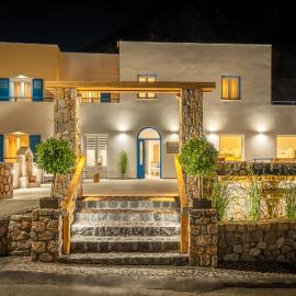 Marianna Hotel, hotel em Perissa