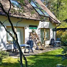Haus Waldesruh, hotel Lubminban