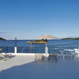 Villa Tasos, hotel a Néa Péramos