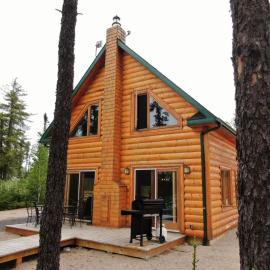 Les Chalets du Lac Serein (Milot), hotel in Saint Ludger de Milot