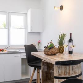 MALOA One bedroom apartment, hotel in Smokvica