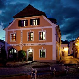 Penzion Na 15. Poledníku, hotel in Jindřichŭv Hradec