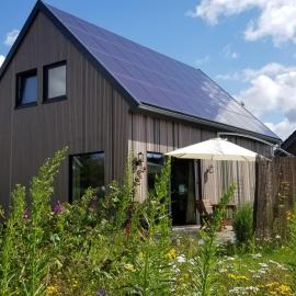Haus am See โรงแรมในRieste